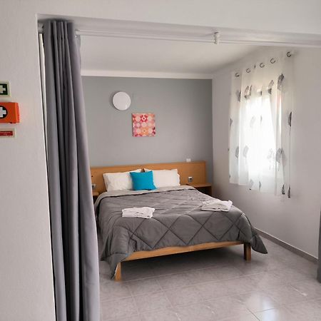 Apartamentos Campos 1 Porto Covo Bagian luar foto