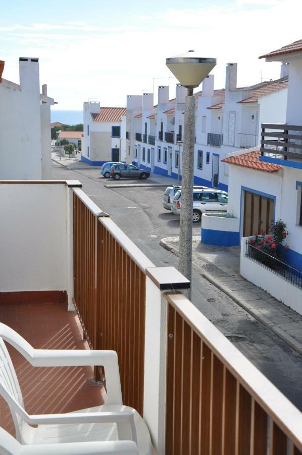 Apartamentos Campos 1 Porto Covo Bagian luar foto